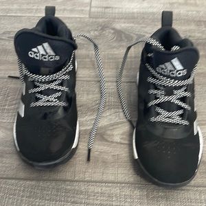Adidas boys basketball shoes